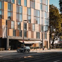 pic credit-althoff hotels- theeuropejobs